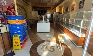 又一门店关闭，85度C北京仅剩一家门店！公司回应接连闭店系“汰换择优”，年底前将新增加盟店