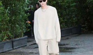 郭晶晶杨祐宁杨紫琼亮相米兰时装周展自信魅力