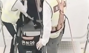 马上评|郑智化风波,不妨都站到对方的处境想一想